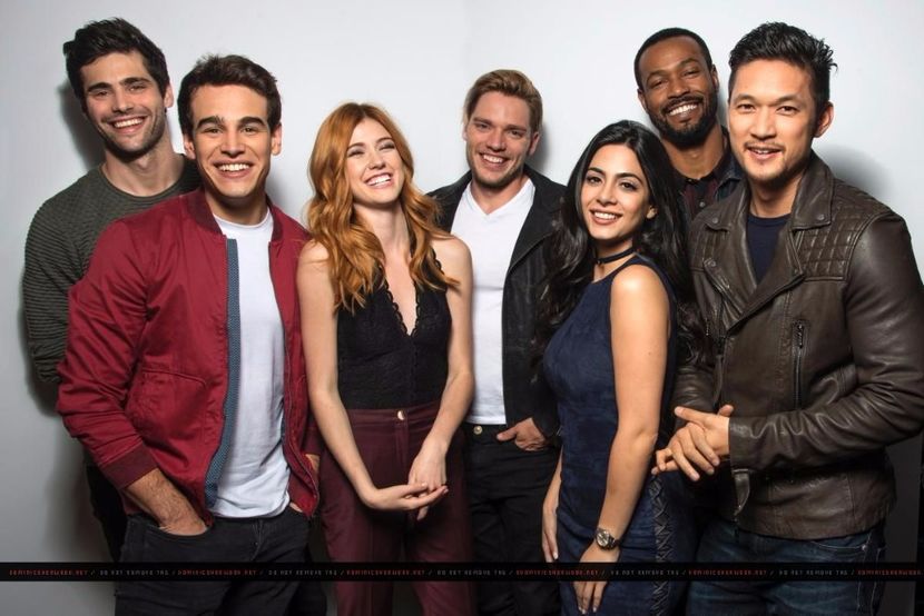 001 (11) - Shadowhunters