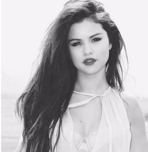 bandicam 2017-11-19 21-22-38-381 - selena2