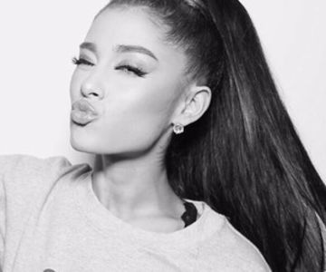 superthumb (3) - ariana - an - 2