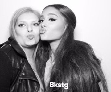 superthumb (8) - ariana - an - 2