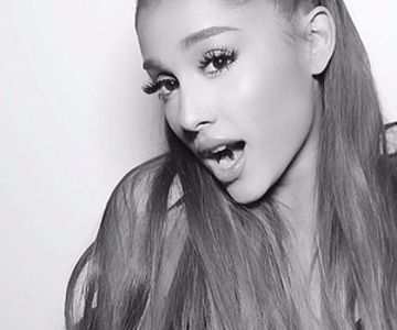 superthumb (3) - ariana - an - 2