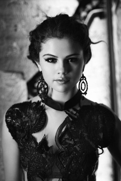 54ec610aabbd3dc14f3ca4ed9e9ffeb4 - selena2