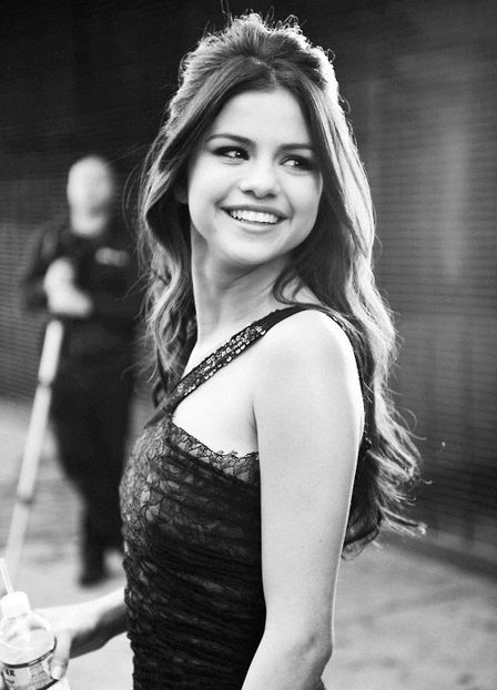 large - selena2