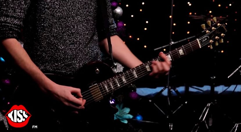 bandicam 2017-11-24 10-29-22-048 - Kiss FM