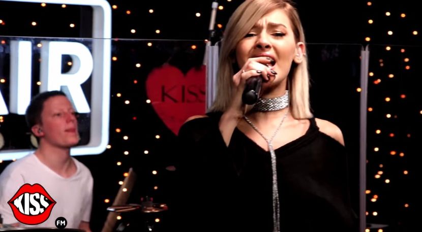 bandicam 2017-11-24 10-29-31-927 - Kiss FM