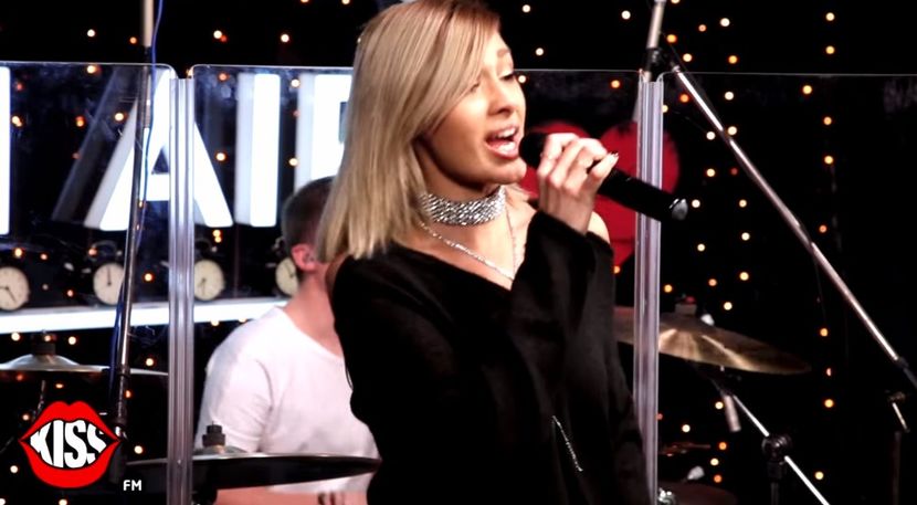 bandicam 2017-11-24 10-29-43-472 - Kiss FM