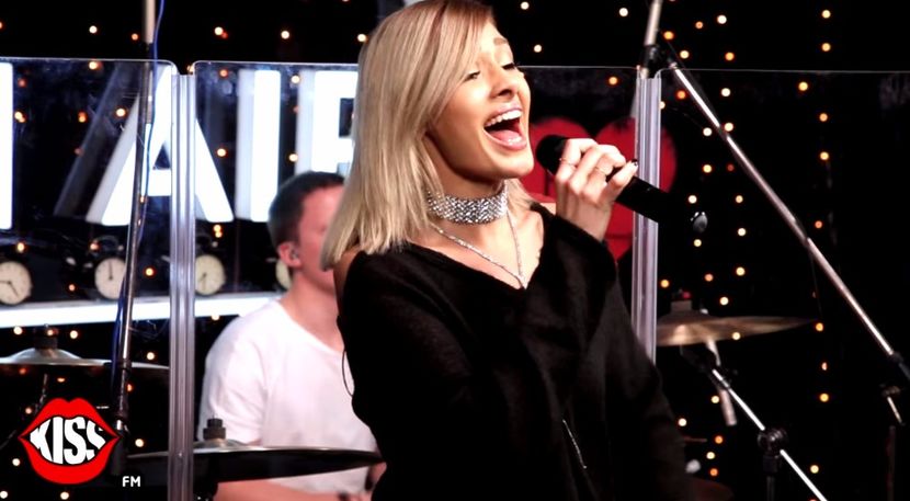 bandicam 2017-11-24 10-29-43-700 - Kiss FM