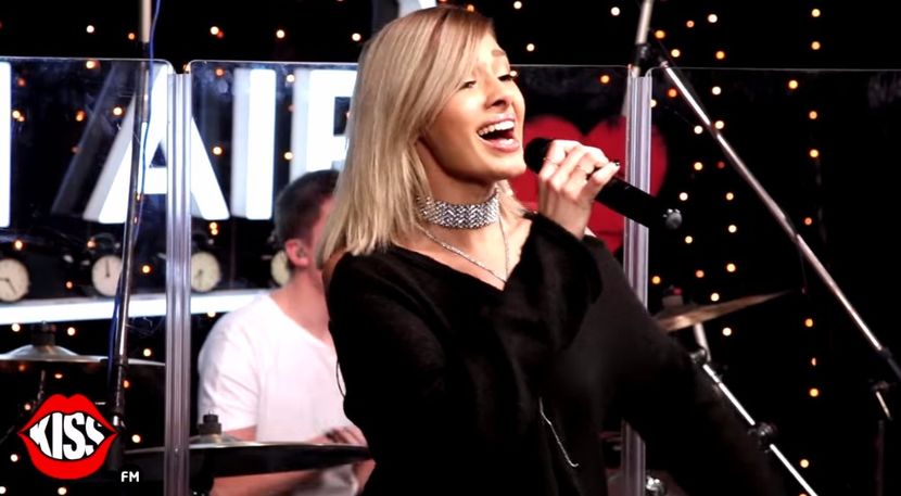 bandicam 2017-11-24 10-29-43-901 - Kiss FM