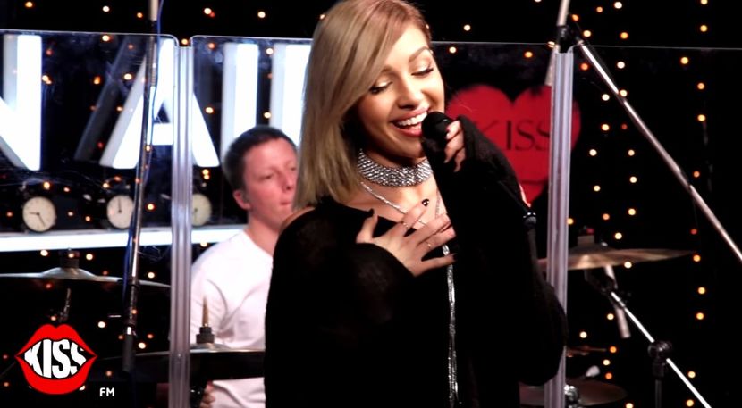 bandicam 2017-11-24 10-29-53-481 - Kiss FM