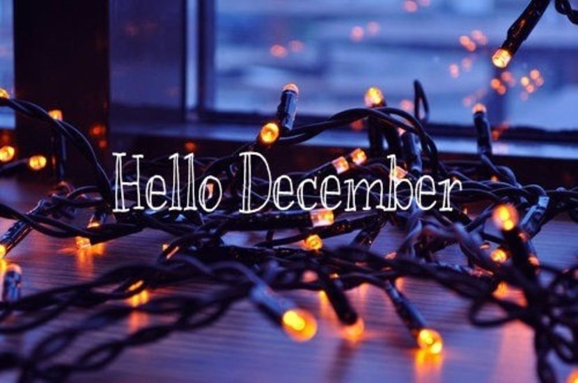 218328-Hello-December-Quote-With-Christmas-Lights - HELLO DECEMBER-BUN VENIT DECEMBRIE 2017 SALUT