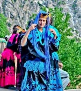 b5a8552d921a9033a2aff5a46233cd69--pakistan-images-kalash-people - COSTUME PAKISTANEZE