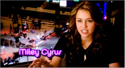 bonus2_hannah_montana_and_miley_cyrus_concert_blu-ray - 000-HM si MC