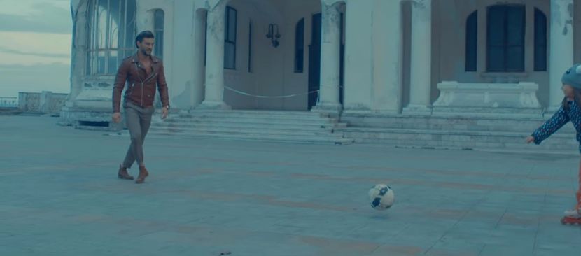 bandicam 2017-12-07 21-11-46-234 - D - Buna mama