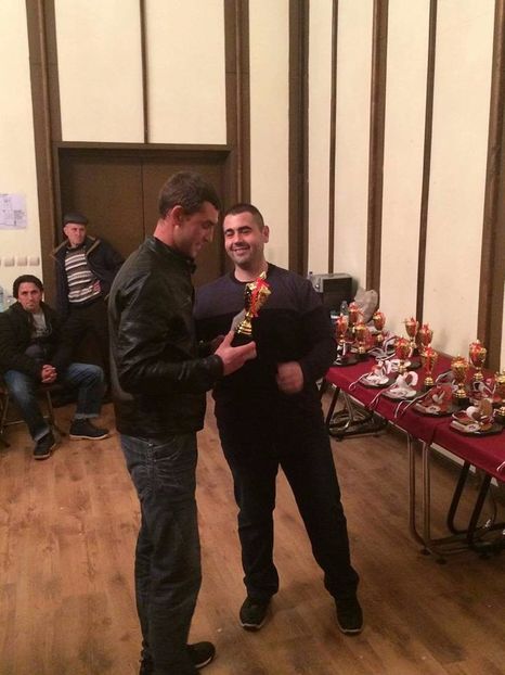  - 2--PORUMBARI PASARARI PRIETENI