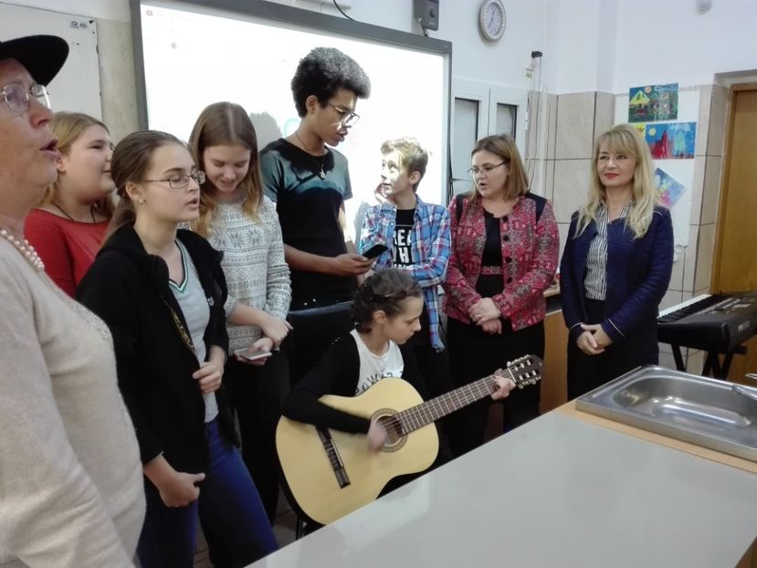  - Activitate de 1 Decembrie