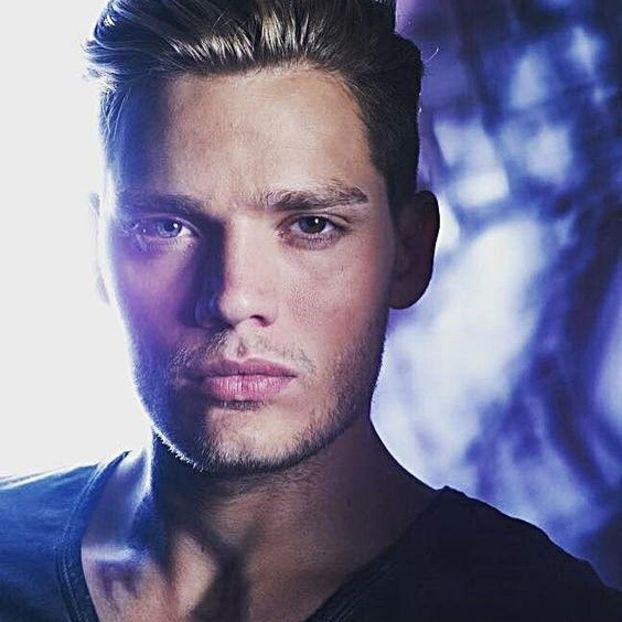 ∞ Dominic Sherwood ∞ @PERFECTION - this is literally perfection - xoxo