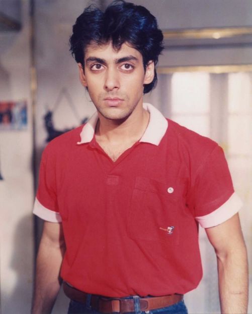 SALMAN KHAN - VEDETE CARE SEAMANA FOARTE BINE APROAPE IDENTIC PART ONE