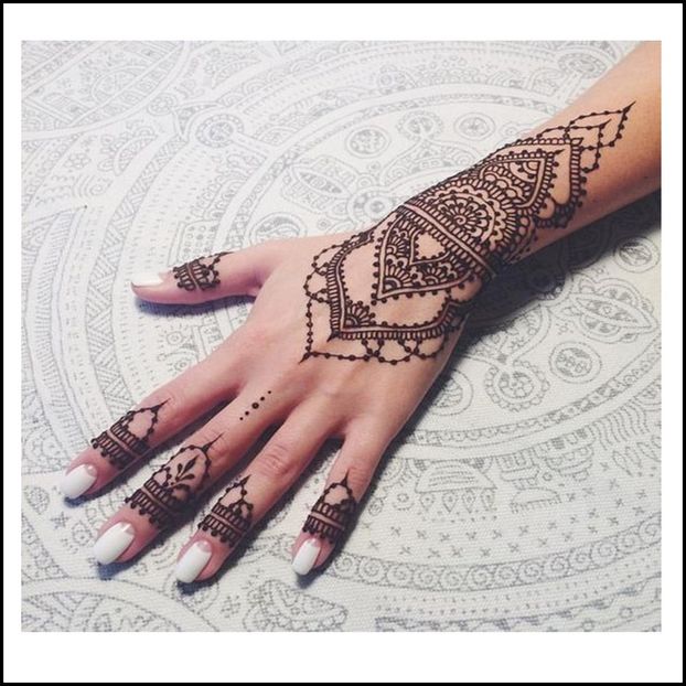 　　　　　　@xxPetaledeTrandafirxx"sModel.♕ - differentculture _ henna models