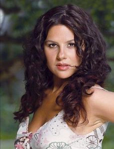 MONICA SANCHEZ - VEDETE CARE SEAMANA FOARTE BINE APROAPE IDENTIC PART ONE