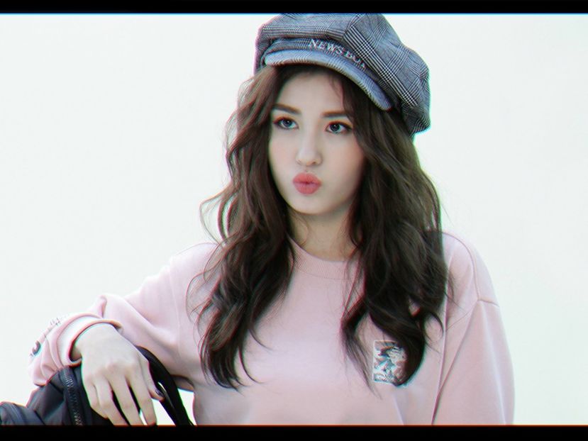 「 Day188 ♥ Somi」 - H-O-P-E_Hold_On_Pain_Ends