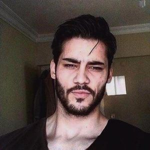 Stii bine ca nu e vorba de asta, doar ca nu imi plac ideile voastre - x_Sfidand ratiunea episodul10_x