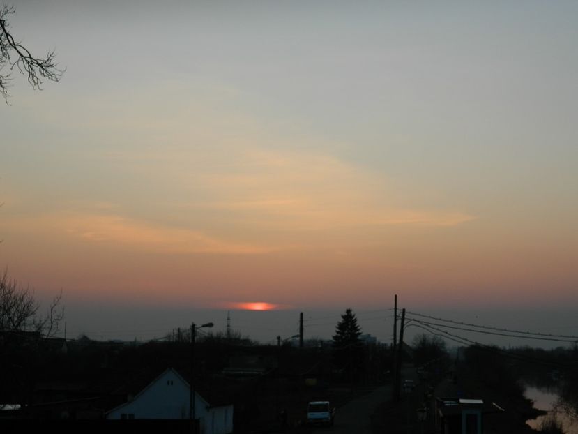  - 2017 Apus de soare