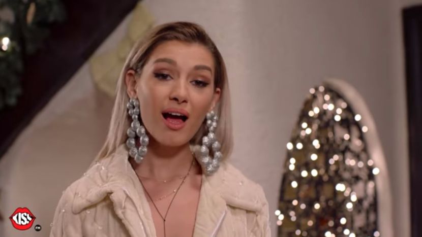 bandicam 2017-12-22 13-07-51-928 - a Alina - Ali poze noi dar puse recent 16