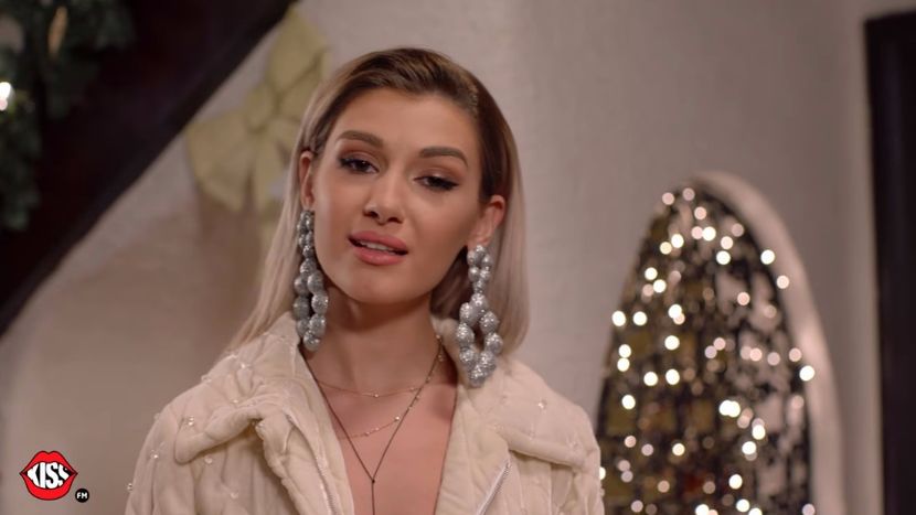 bandicam 2017-12-22 13-07-52-397 - a Alina - Ali poze noi dar puse recent 16