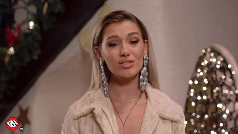 bandicam 2017-12-22 13-07-54-289 - a Alina - Ali poze noi dar puse recent 16