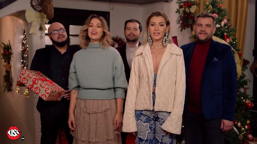 bandicam 2017-12-22 13-08-14-655 - a Alina - Ali poze noi dar puse recent 16