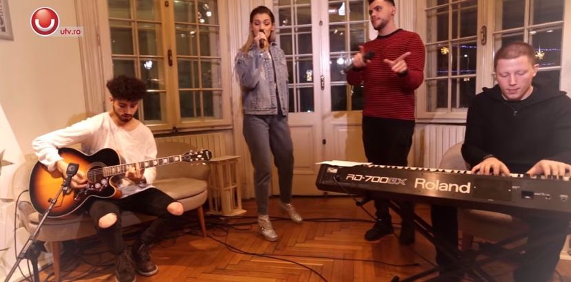 bandicam 2017-12-23 11-54-21-875 - 01 Ereteam Jingle Bells