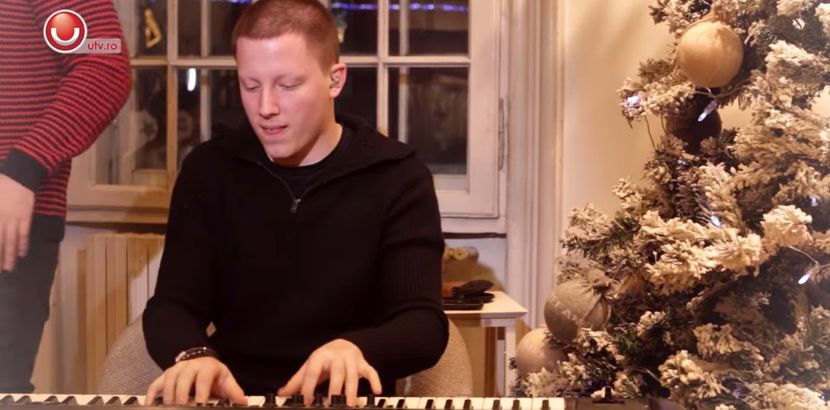 bandicam 2017-12-23 11-55-20-649 - 01 Ereteam Jingle Bells