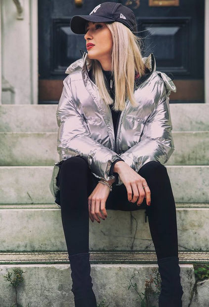  - a Alina - Ali poze noi dar puse recent 18