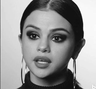 bandicam 2017-12-30 21-35-36-695 - selena2 - 01