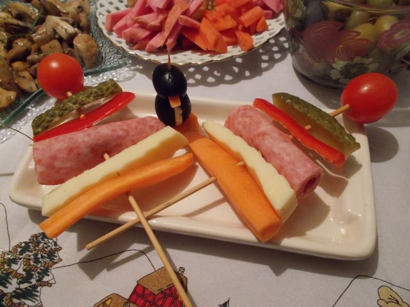  - Pe la mine prin bucatarie