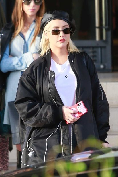  - Christmas shopping in Beverly Hills - 2017 December 23