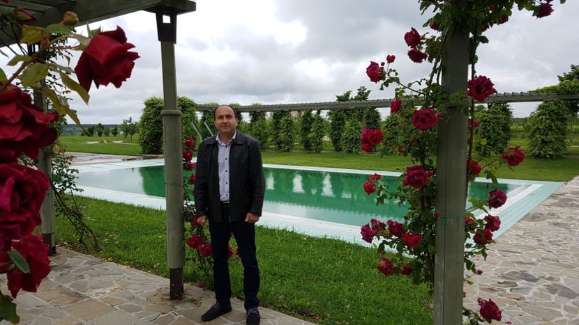  - 2017 TEL VLAD PODGORIA AVINCIA SI CASA ROMANEASCA