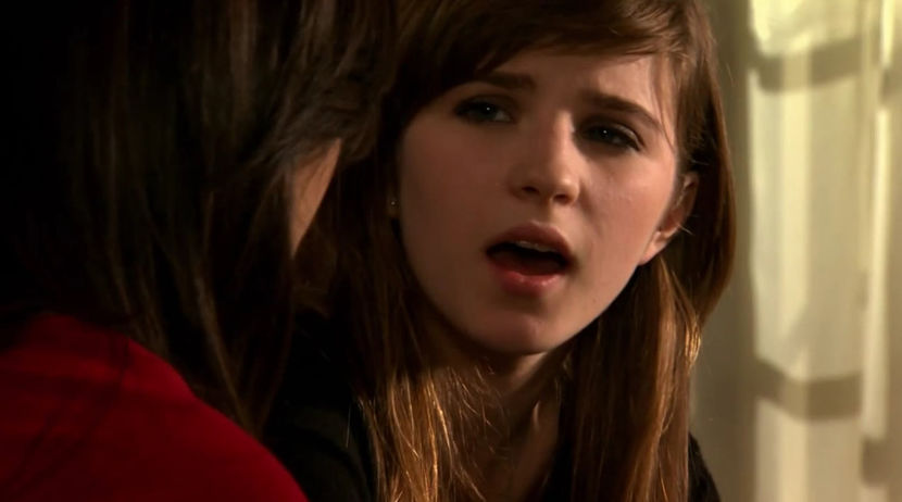 bandicam 2018-01-19 15-32-56-982 - Criss si Alina - Right Next to the Right One