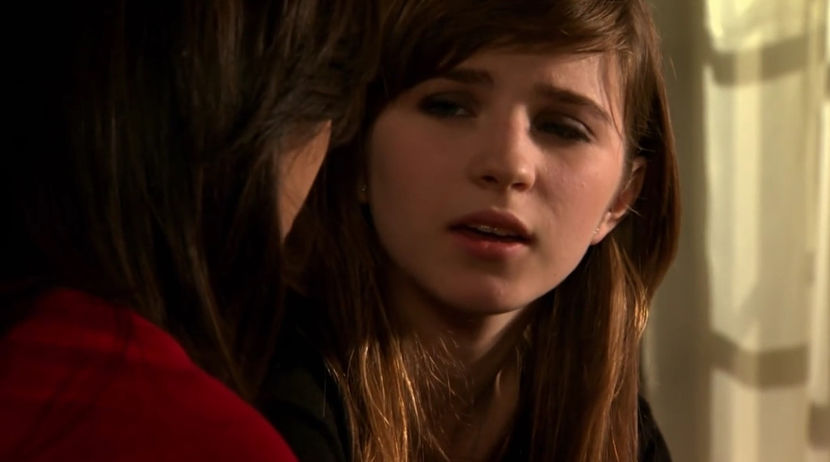 bandicam 2018-01-19 15-32-57-725 - Criss si Alina - Right Next to the Right One