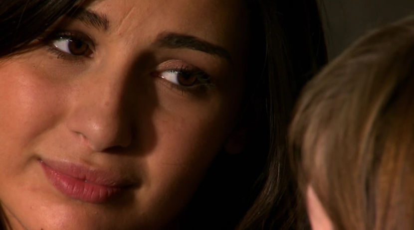 bandicam 2018-01-19 15-33-10-529 - Criss si Alina - Right Next to the Right One