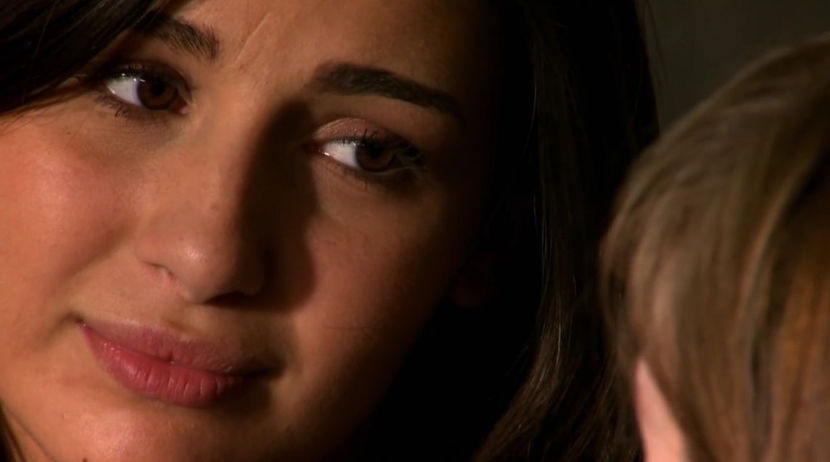 bandicam 2018-01-19 15-33-11-154 - Criss si Alina - Right Next to the Right One