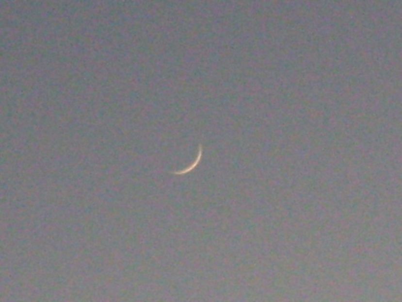 Luna Noua in Varsator - Luna - Soarele si norii - 1