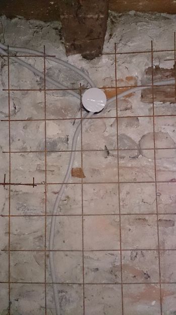  - amenajari interioare si finisari in lemn