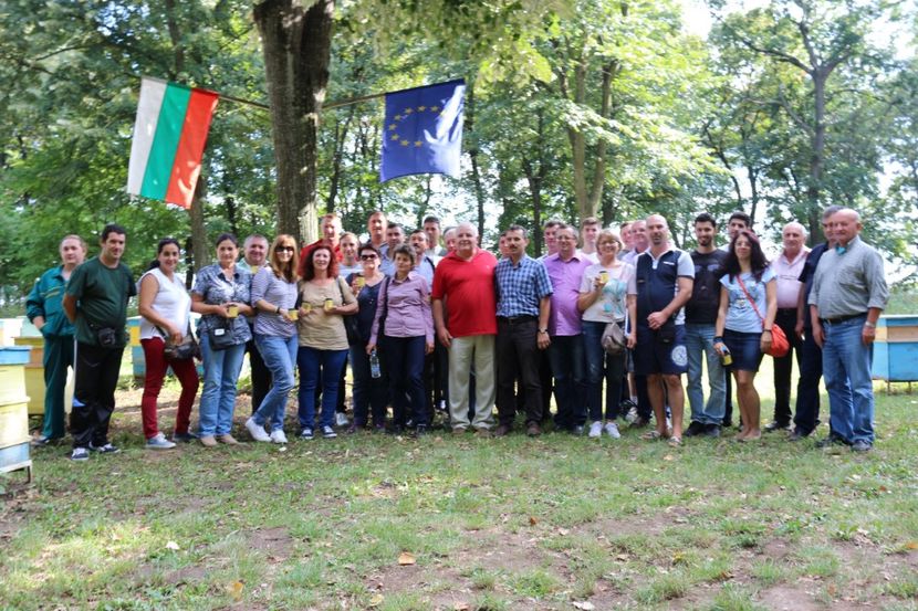  - Donatie albine World vision