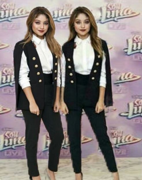 PicsArt_01-25-06.16.26 - Karoll twins - 01