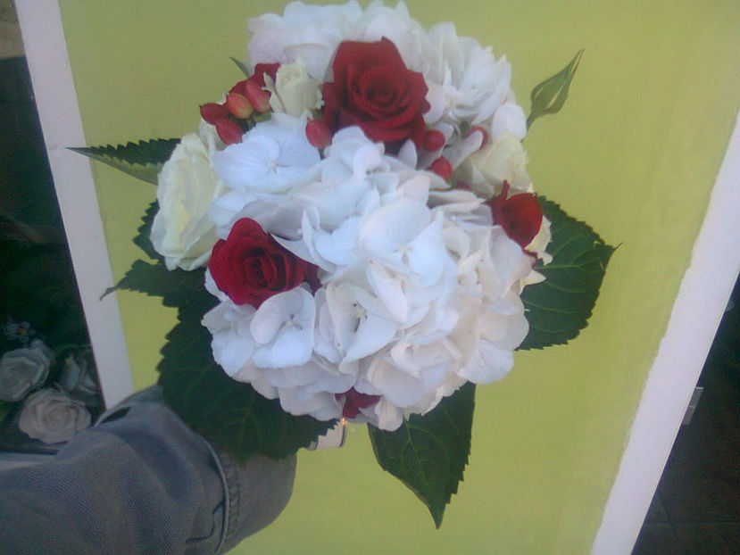  - BUCHETE DE MIREASA Turda