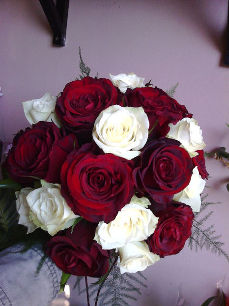  - BUCHETE DE MIREASA Turda