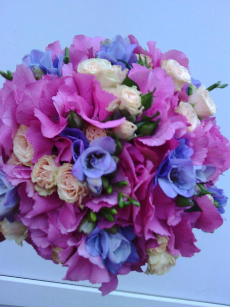  - BUCHETE DE MIREASA Turda