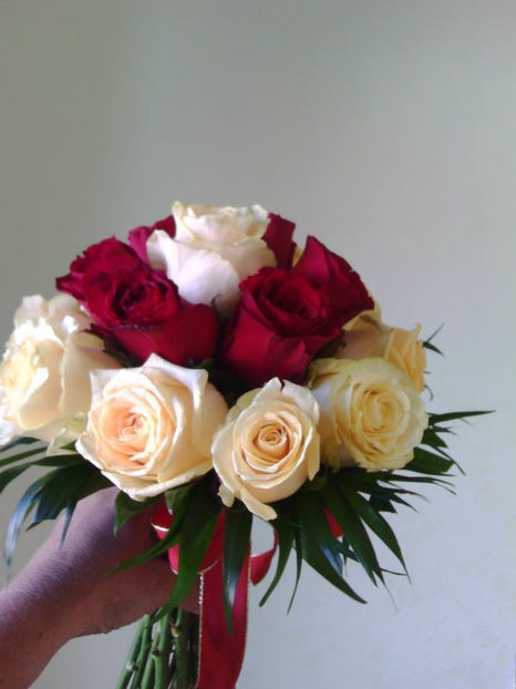  - BUCHETE DE MIREASA Turda