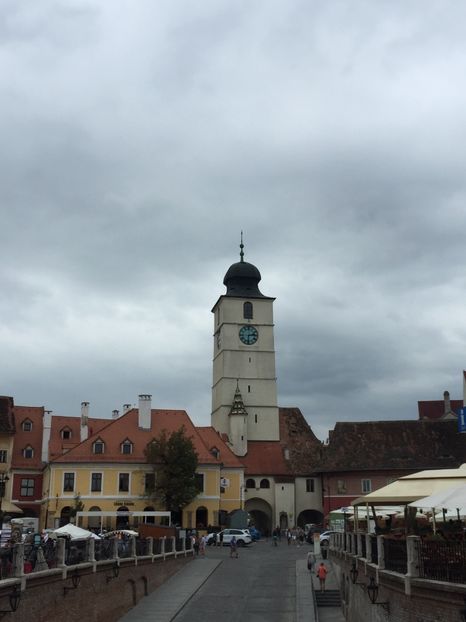 A384D59F-466F-4CF7-83FE-25F28592C268 - Eu si familia mea